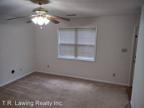 4th image of 823 E Marion St #8