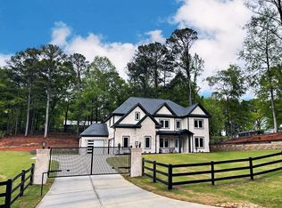 1615 Thomas Dr, Hoschton, GA 30548