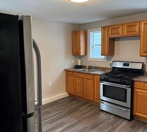 3rd image of 51 Trenton St