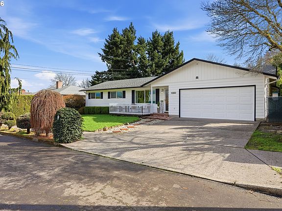 2nd image of 1520 SE 210th Ave