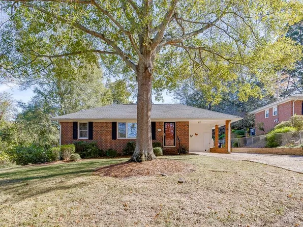 1152 Piedmont Pl, Gainesville, GA 30501