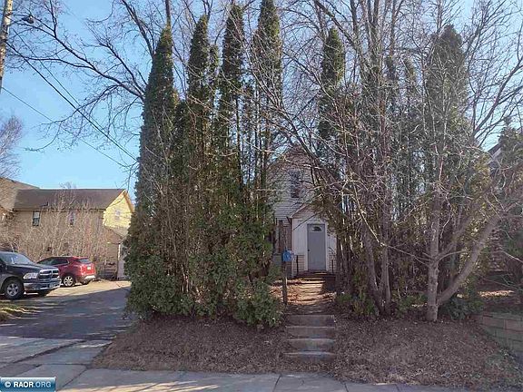 5th image of 502 3rd St N