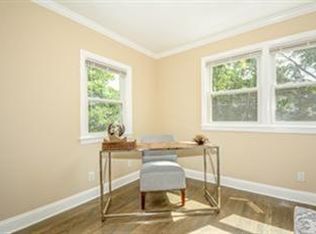 2 Temple St #1A, Natick, MA 01760