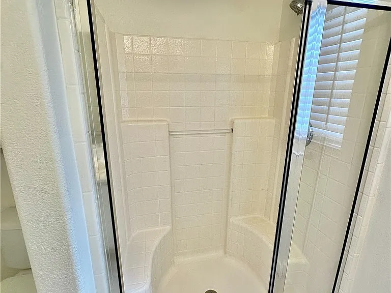10232 Grecian Laurel Ct — Photo 17