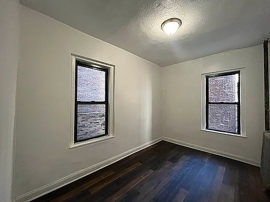 2nd image of 45 Wadsworth Ter APT 1B