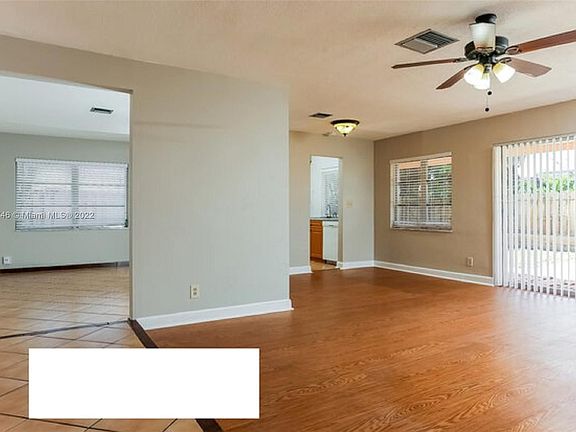 3rd image of 6910 NW 84th St