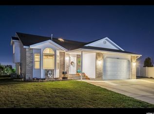 6831 S Discovery Ct, West Jordan, UT 84081