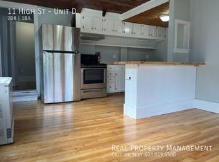 11 High St APT D, Farmington, NH 03835