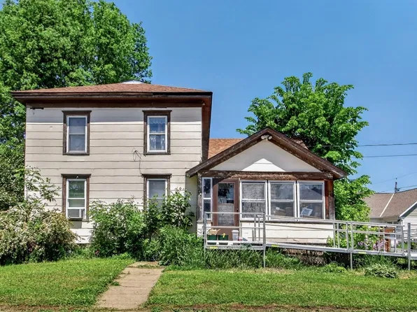 146 W Mill Street, Mondovi, WI 54755