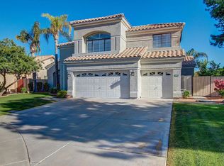 1826 E Lakecrest Dr, Gilbert, AZ 85234