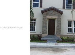 9230 SW 170th Pl, Palmetto Bay, FL 33196