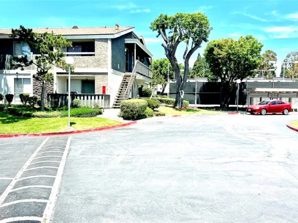 2811 S Fairview St Unit F, Santa Ana, CA 92704