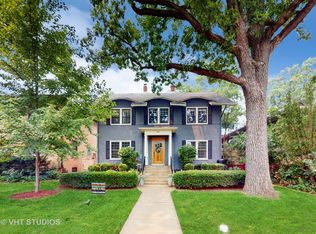 100 Kimbark Rd, Riverside, IL 60546