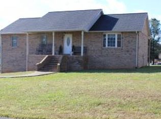 213 McArthur Ln, Church Hill, TN 37642