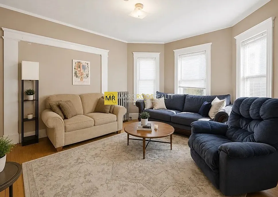 3 bed, 1.0 bath, 1200 sqft, $3,600 — Photo 1