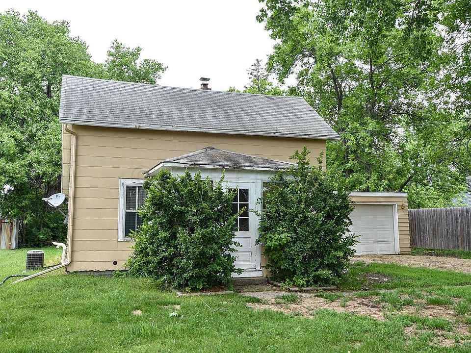 126 2nd St N, Sabin, MN 56580 Zillow