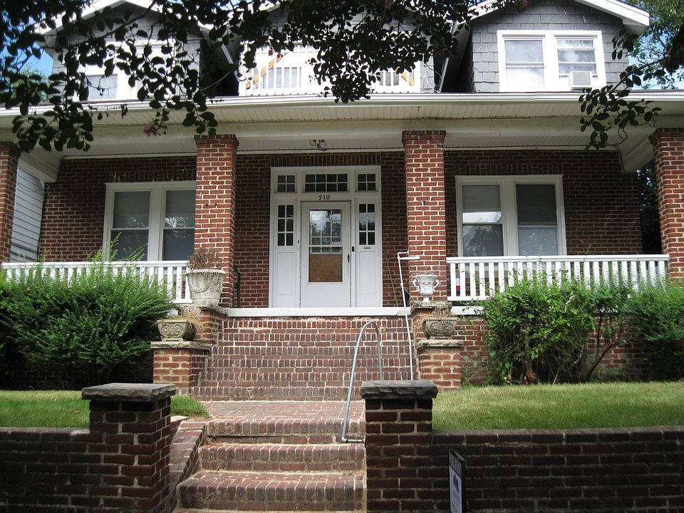 1st image of 710 Virginia Ave APT C