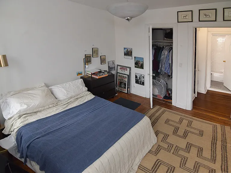 104 E 4th St #D7 — Photo 7