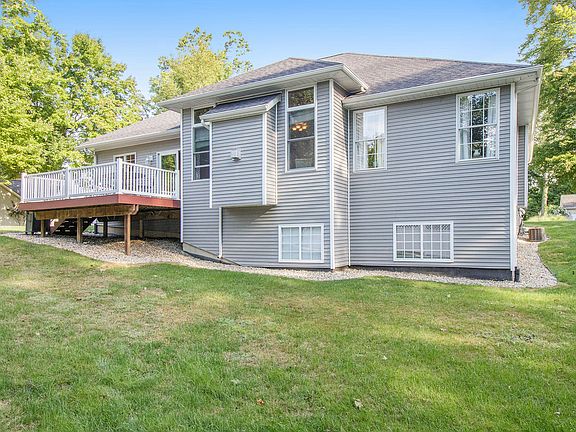 5th image of 199 Jacaranda Dr