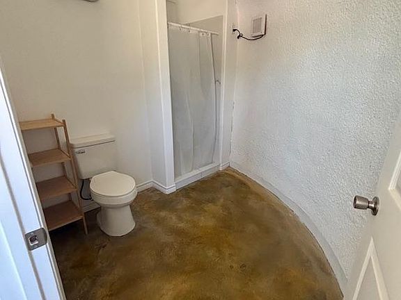Unit Photo