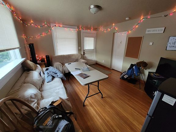 3rd image of 1130 13th St Unit 2
