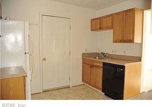 4th image of 5818 W Norfolk Rd