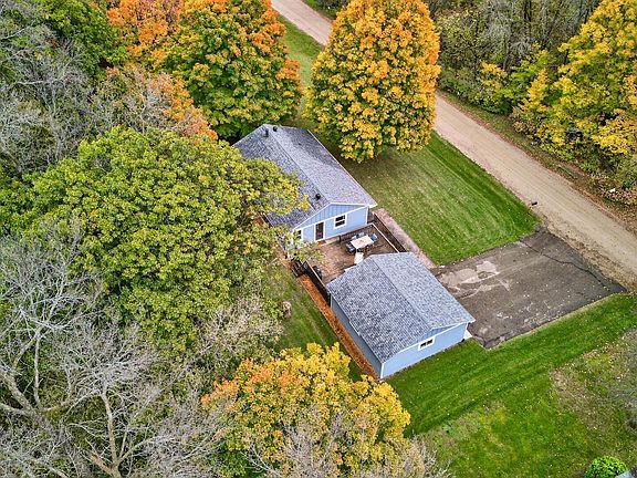 3rd image of 6460 Elmwood Dr