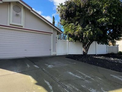 6936 Plume Way, Elk Grove, CA, 95758
