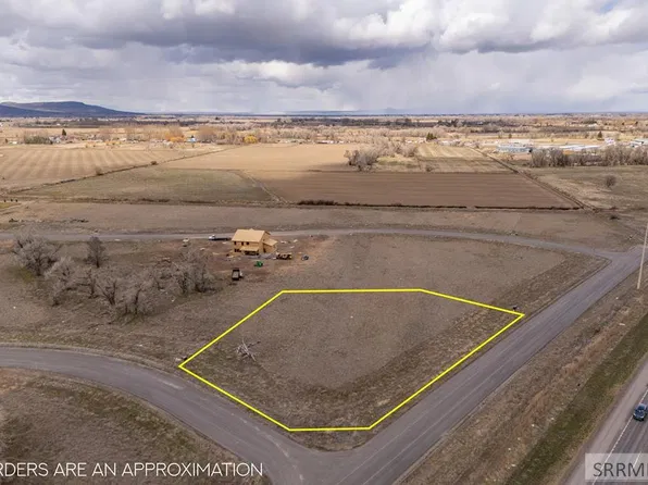 L8b8 537 N, Rigby, ID 83442