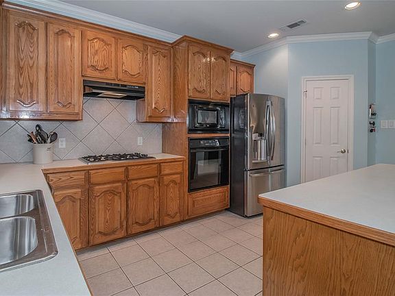 3rd image of 2305 Cherry Sage Dr