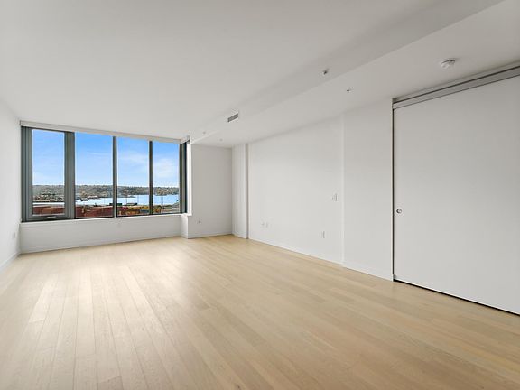 4th image of 569 Occidental Ave S #1106