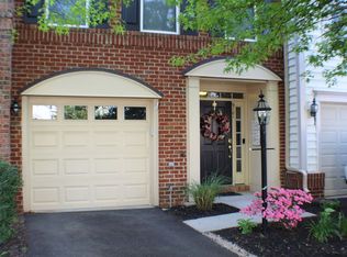 9181 Cascade Falls Dr, Bristow, VA 20136