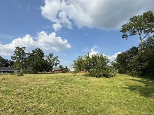 Highland St, Lake Charles, LA 70605