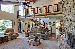 5th image of 3617 Greenbriar Ct