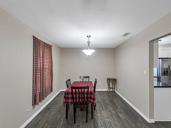5th image of 1181 Schmidt Rd