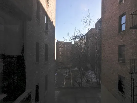 Rented by Sovereign Associates | media 21