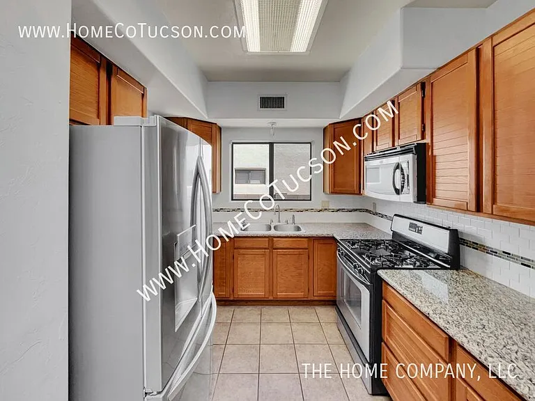 11854 N Desert Slopes Way — Photo 13