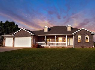 2230 Walton Ct, Kaukauna, WI 54130