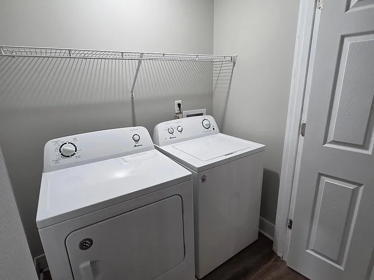 315 N Elizabeth St #3 — Photo 8