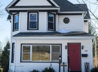 105 Main St, Chester, NY 10918