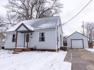 1113 Michigan St, Midland, MI 48640