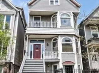 1126 W Roscoe St #1, Chicago, IL 60657