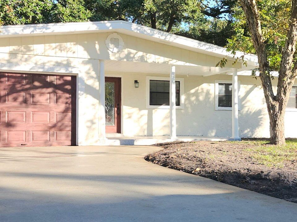 1st image of 1140 N 15TH Street