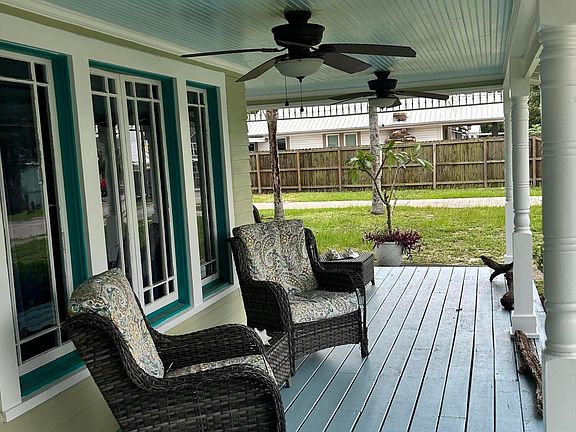 2nd image of 672 Cypress Ave