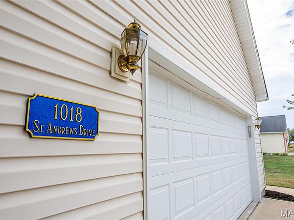 3rd image of 1018 Saint Andrews Dr