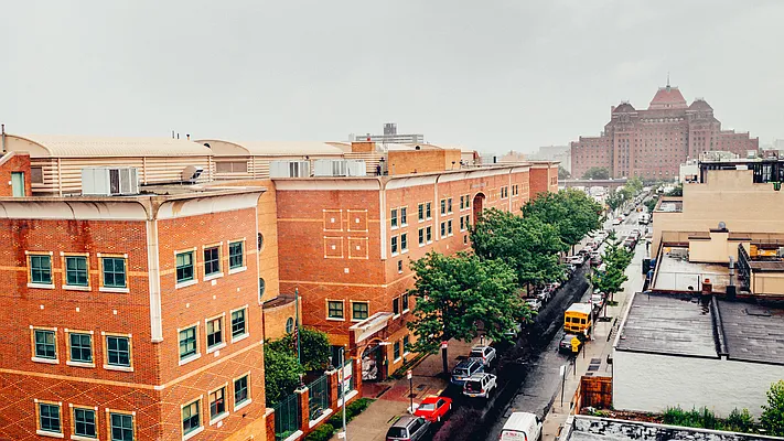 Rented by Nooklyn NYC LLC | media 21