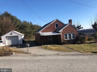 9563 Orchard Rd, Spring Grove, PA 17362