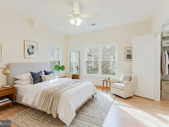 5th image of 12016 Taliesin Pl APT 23