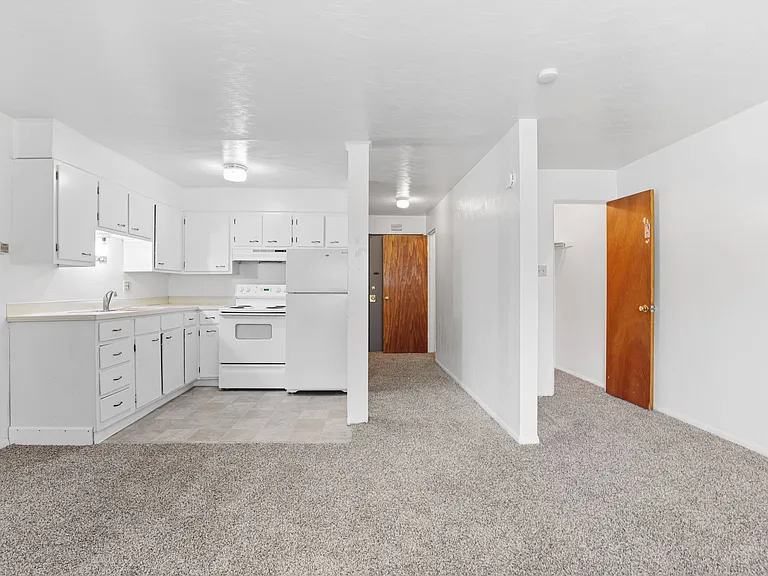 The Mark Apartments — Photo 12