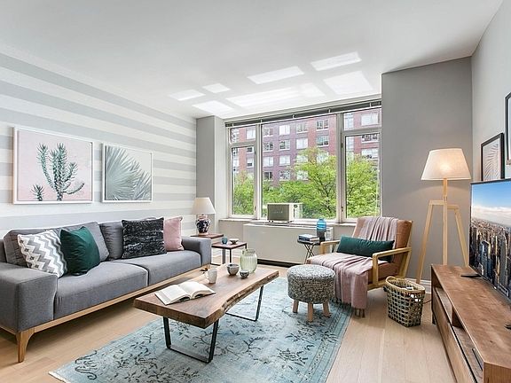 3rd image of 325 N End Ave APT 9N